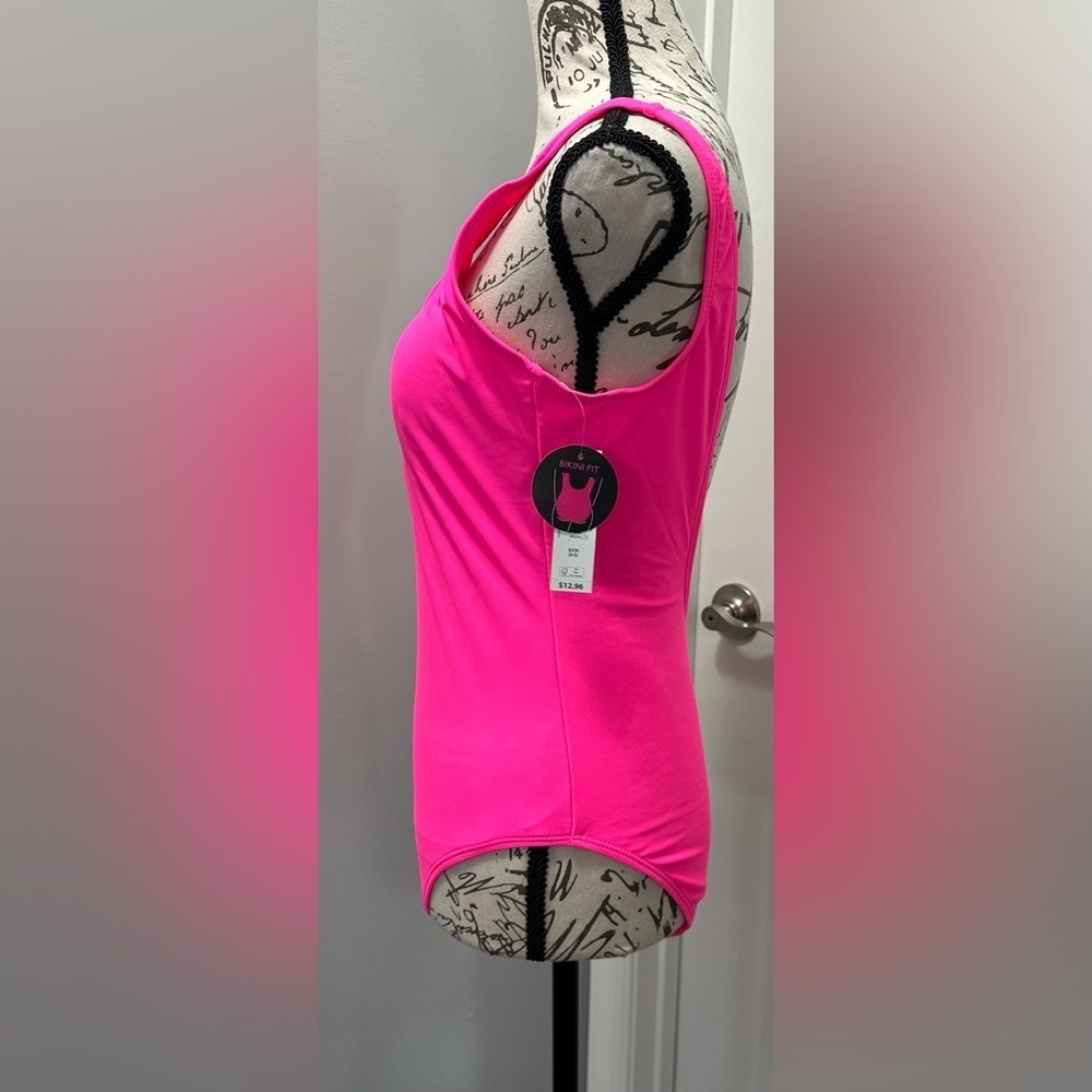 🌸 No Boundaries Junior's Classic One-Piece Swimsuit - Pink Sizzle (Size S, NWT) - Picture 3 of 12